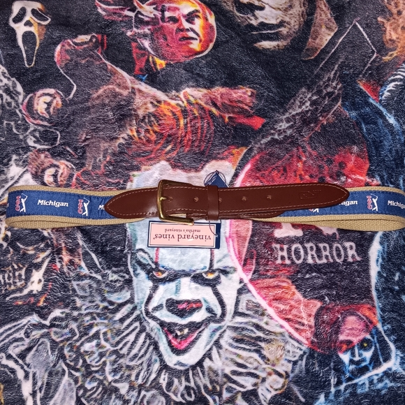 New Vineyard Vines Michigan TPC Golf Course Belt Golfing PGA - Picture 2 of 4